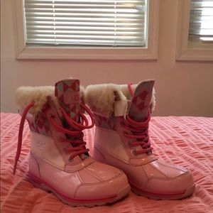 UGG Kids Butte II Patent Truckee Waterproof Boot